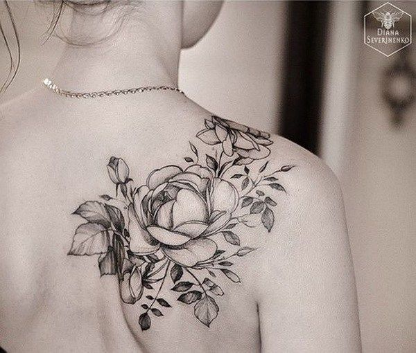 imagenes de tatuajes de rosas en blanco y negro 18 Tatuajes de Flores o Rosas
