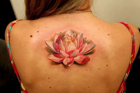 Elegantes Tatuajes de Flor de Loto y sus Significados