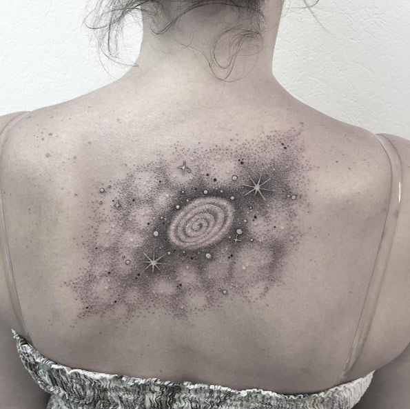 40 Creativos y Divertidos Diseños de Tatuajes del Cosmos