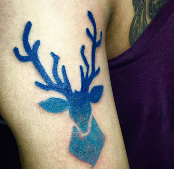 Hermosos Tatuajes con Tinta Azul